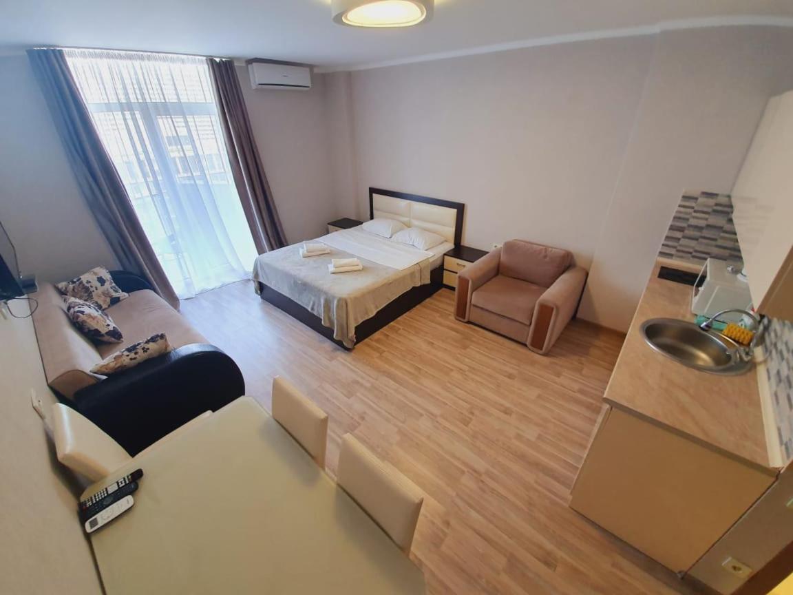 Royal Apartments Batumi Exterior photo