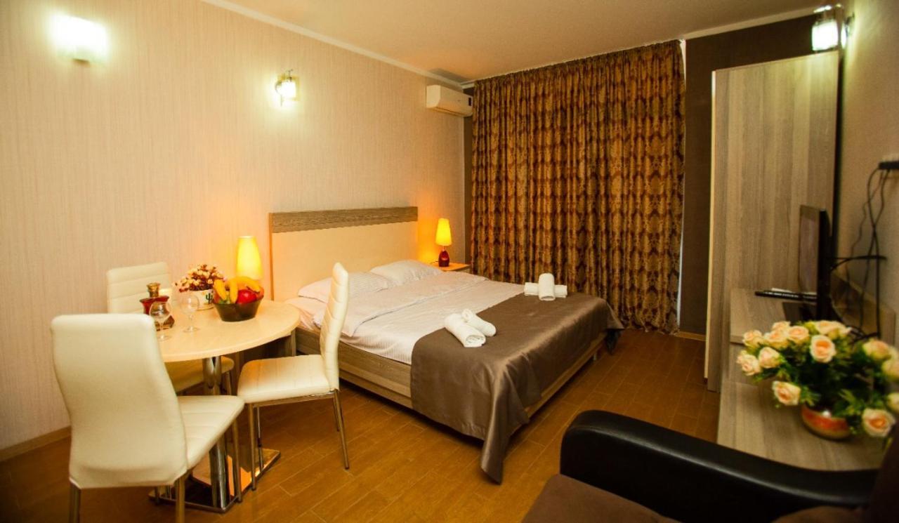 Royal Apartments Batumi Exterior photo