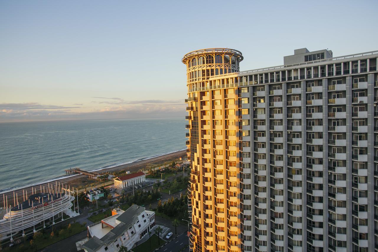 Royal Apartments Batumi Exterior photo