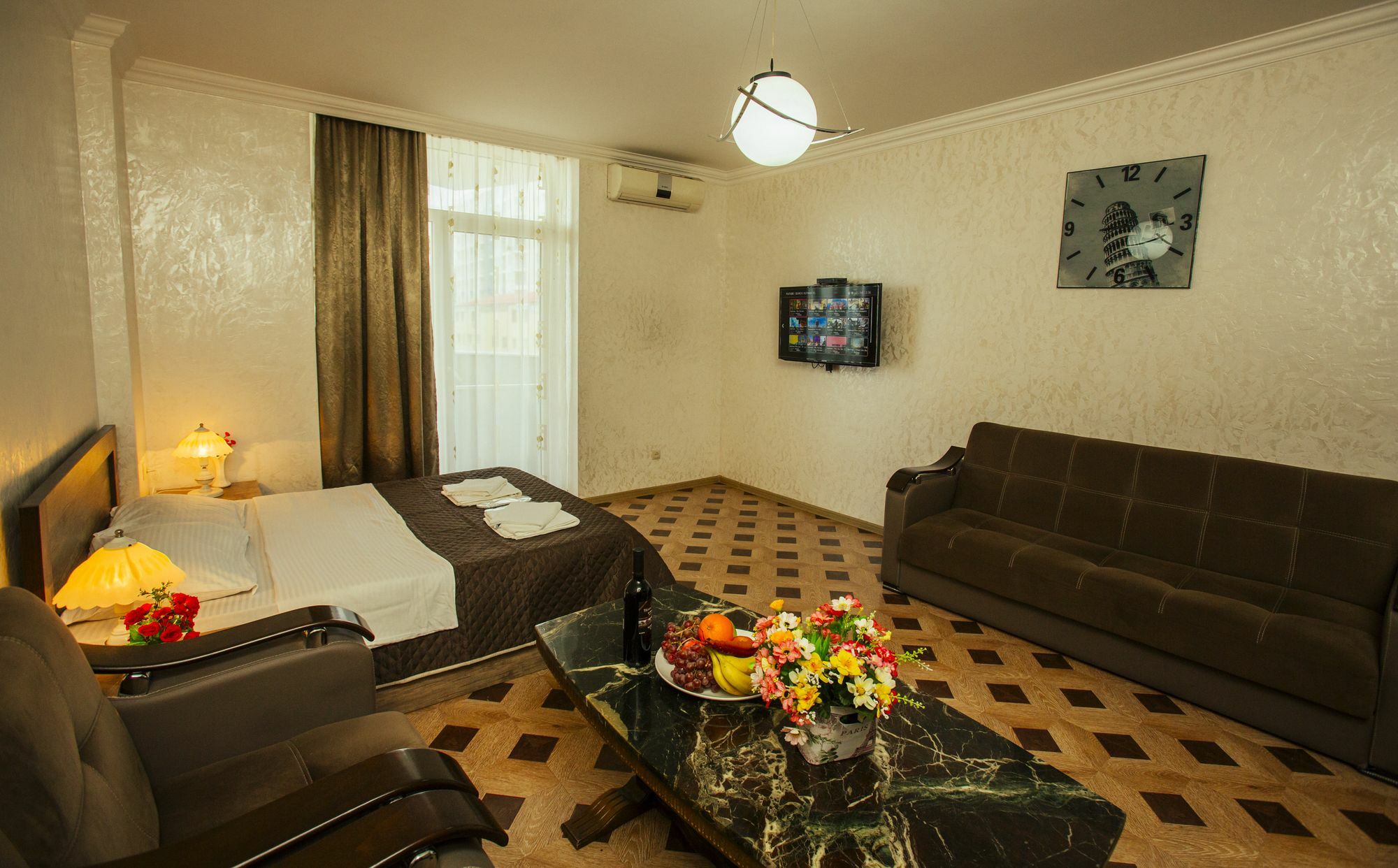 Royal Apartments Batumi Exterior photo