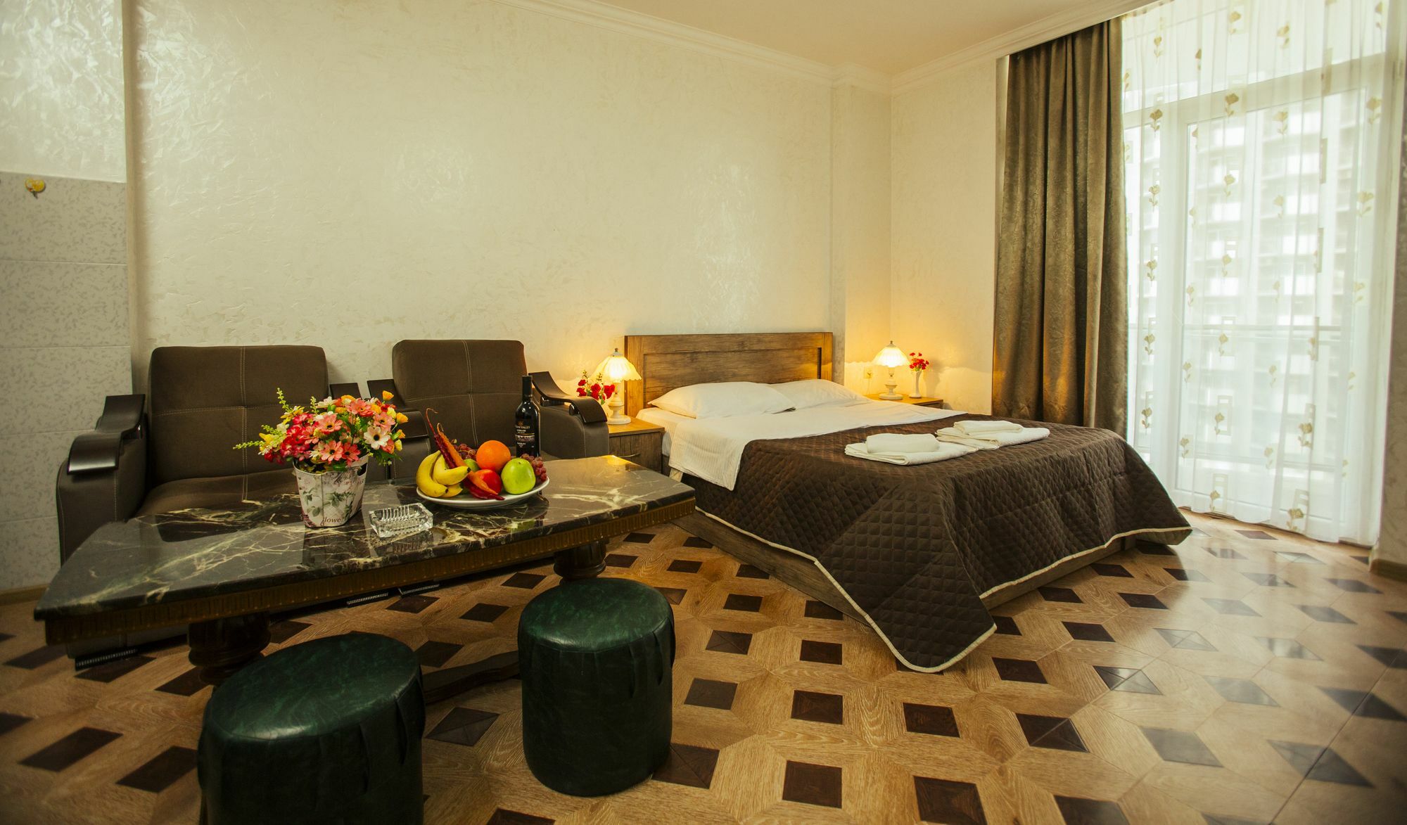Royal Apartments Batumi Exterior photo