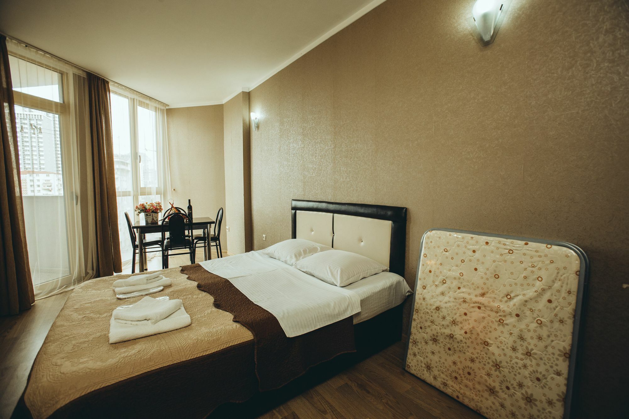 Royal Apartments Batumi Exterior photo